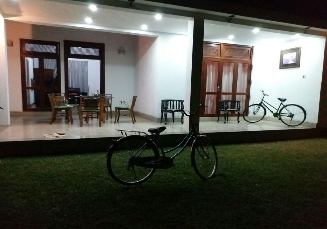Negombo Holiday Home エクステリア 写真